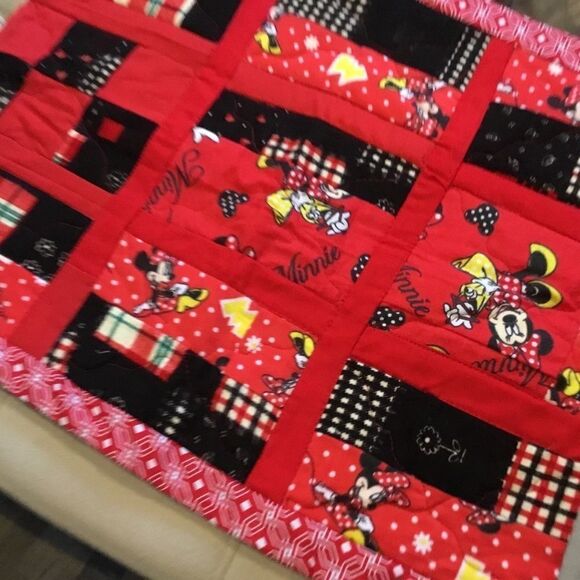 NWT. Hand Crafted Doll/Stuffed Animal Quilt - Picture 2 of 6